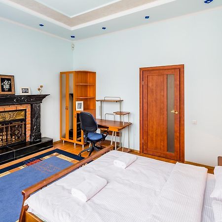 Alfa Apartments Rynok Square 30 Lviv Dış mekan fotoğraf