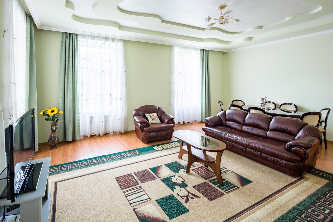Alfa Apartments Rynok Square 30 Lviv Dış mekan fotoğraf