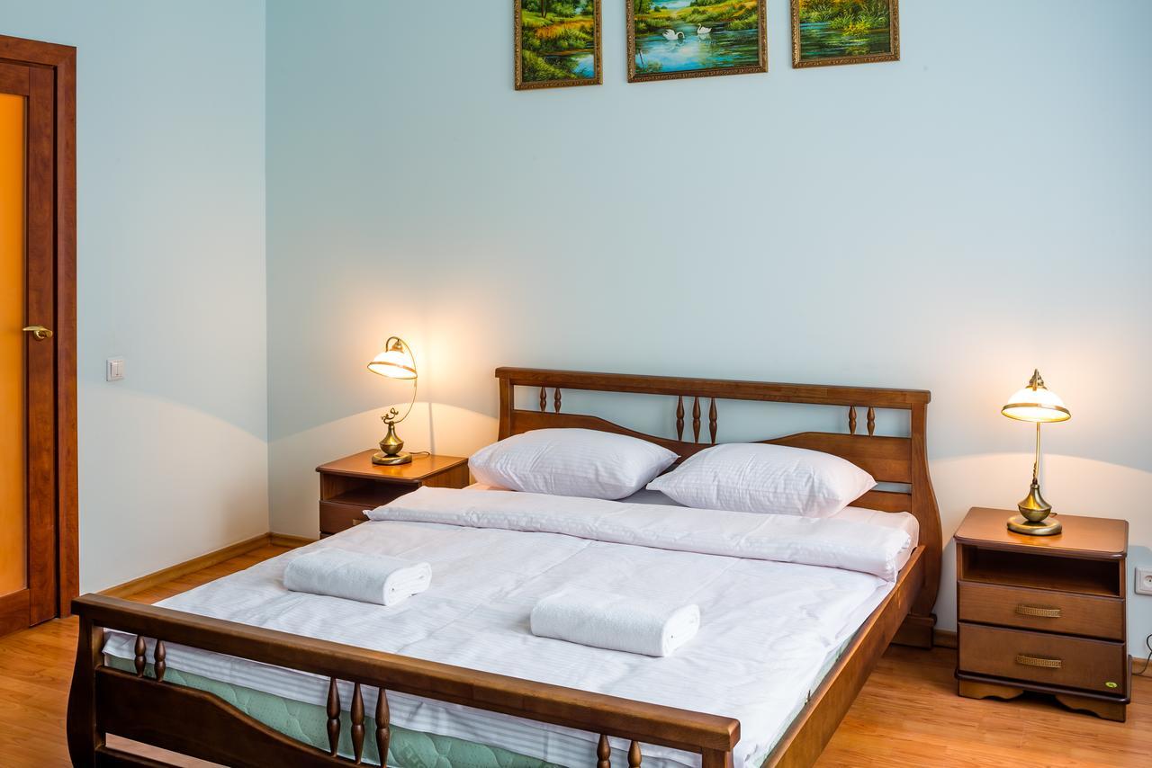 Alfa Apartments Rynok Square 30 Lviv Dış mekan fotoğraf