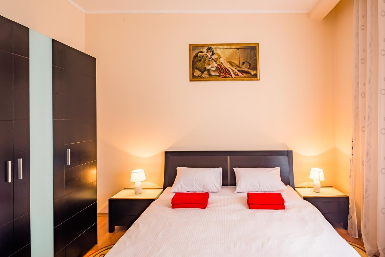 Alfa Apartments Rynok Square 30 Lviv Dış mekan fotoğraf